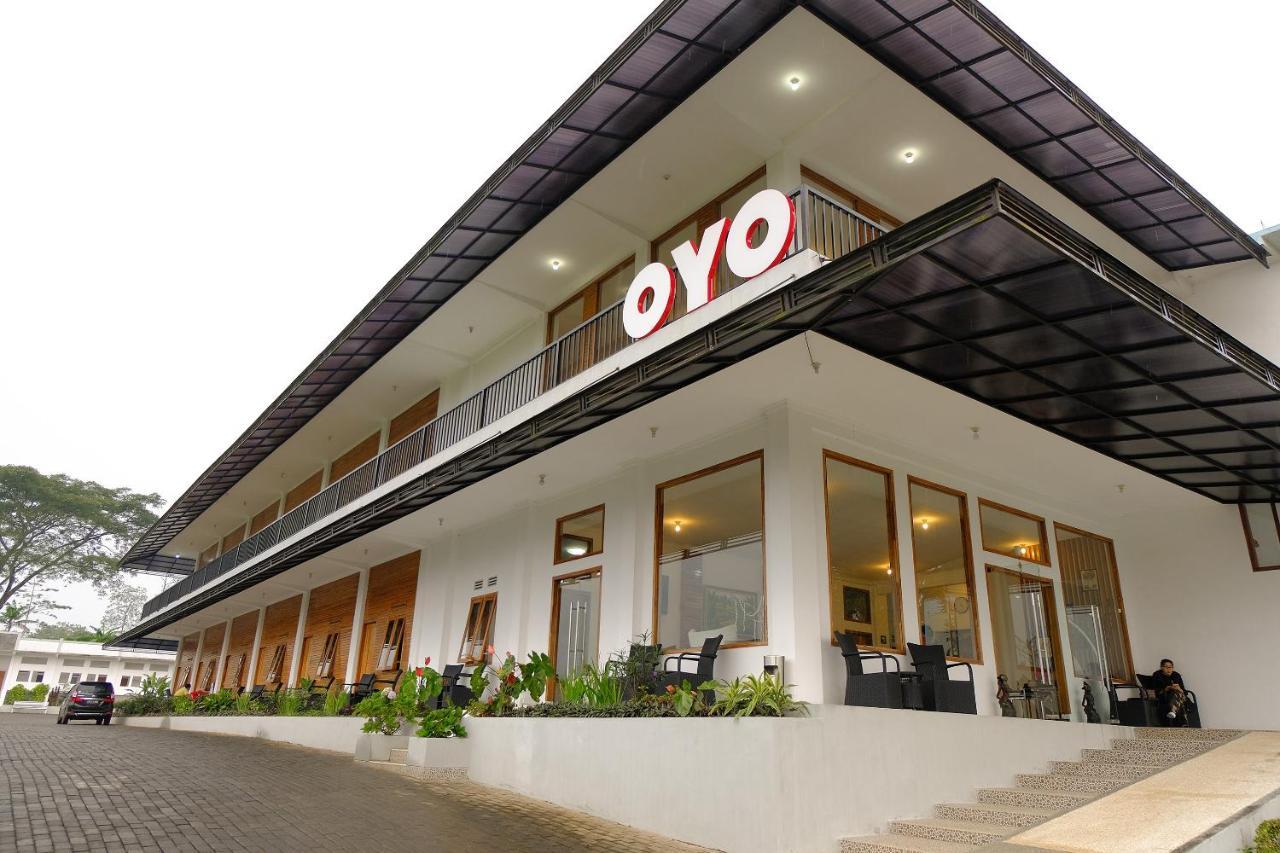卡威苏拉帕萨酒店 玛琅 外观 照片